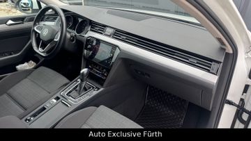 Volkswagen Passat Variant - 11