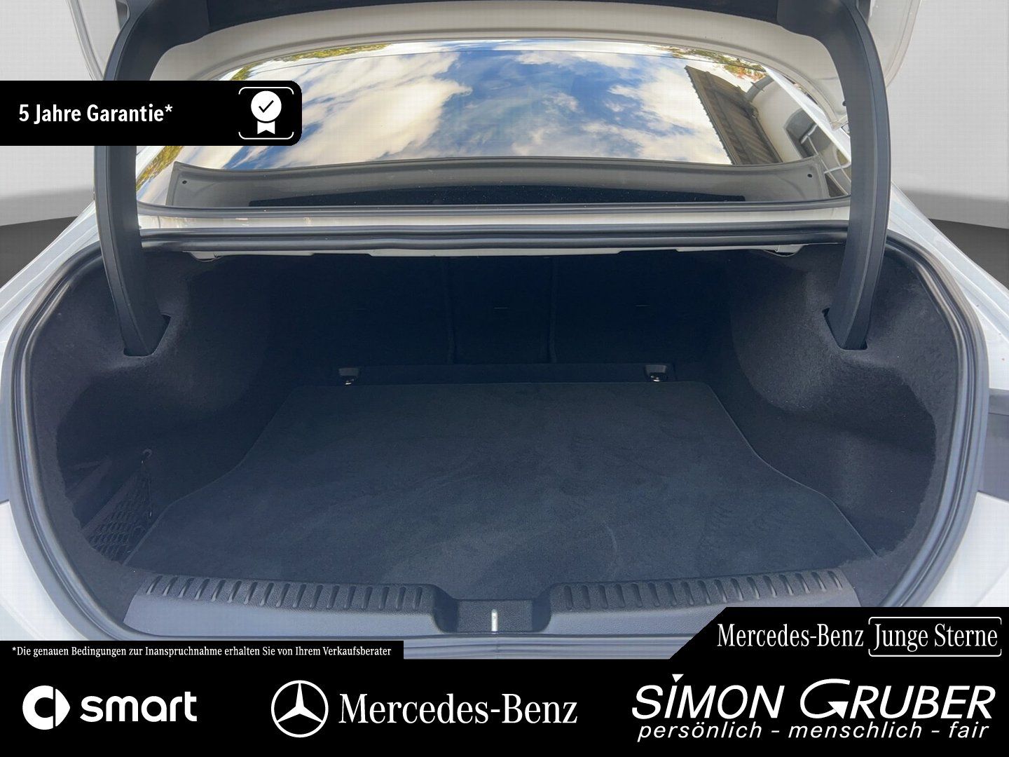 Fahrzeugabbildung Mercedes-Benz CLA 350 4M AMG Line Plus Superscreen MBeam AHK
