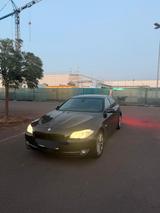 BMW 535i - Sport Aut. M-Fahrwerk Karroserie 177tkm - BMW 535 aus 2010: 535i