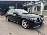 Mercedes-Benz E 350 E T-Modell E350 d/Widescreen/LED/AHK/TÜV28 - Mercedes-Benz E 350 Gebrauchtwagen in Düsseldorf
