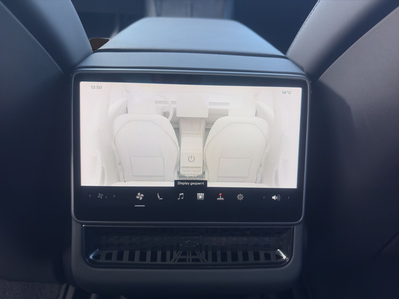 Fahrzeugabbildung Tesla Model 3 Long Range RWD/Keyless/ACC/Pano/Ambiente