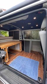 Volkswagen T5 Kombi - Camper ähnlich zu California - Volkswagen T5 Kombi aus 2010