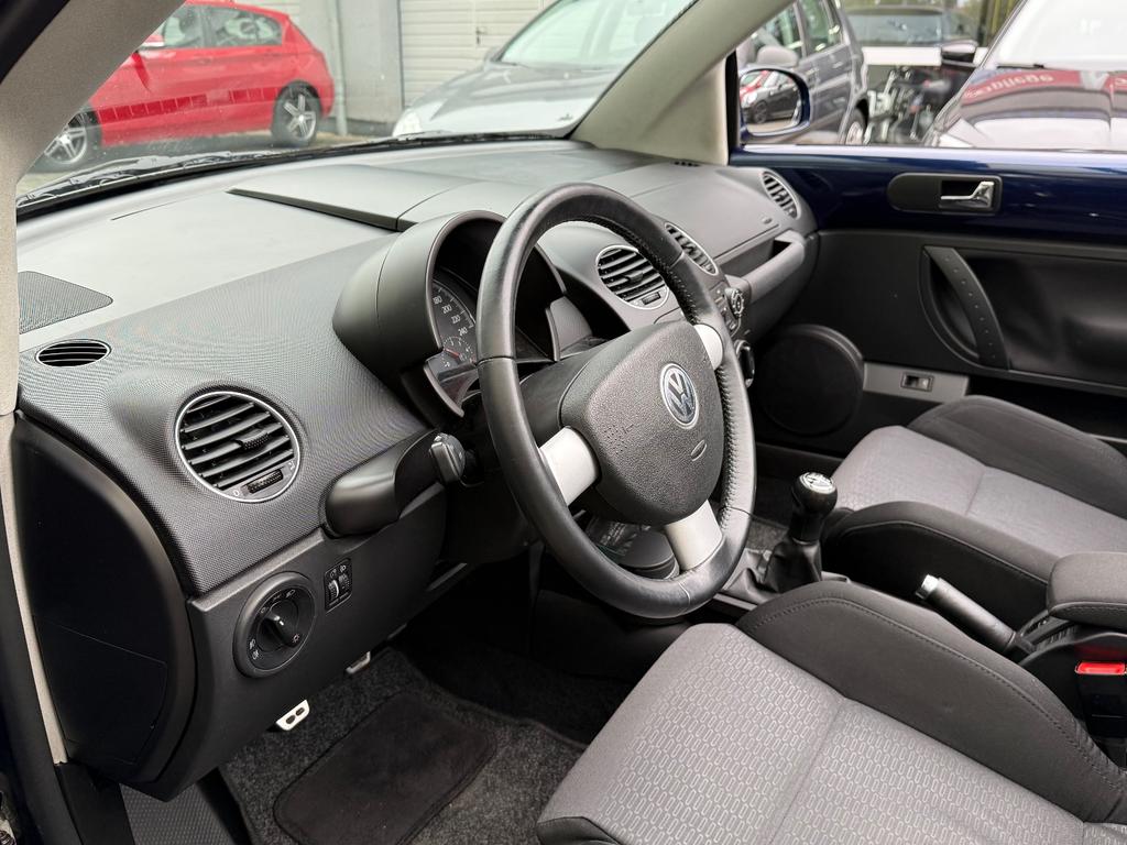 Volkswagen New Beetle