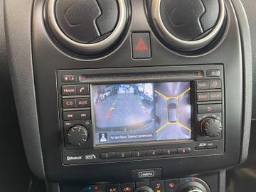 Nissan Qashqai 360 4X4 *PANORAMA*NAVI*TEILLEDER*