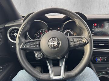 Alfa Romeo Stelvio 2.0 Turbo Ti Q4 *LENKRADHEIZUNG*KEYLESS*