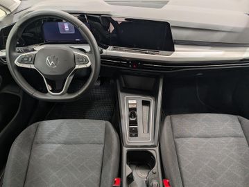 Volkswagen Golf - 10