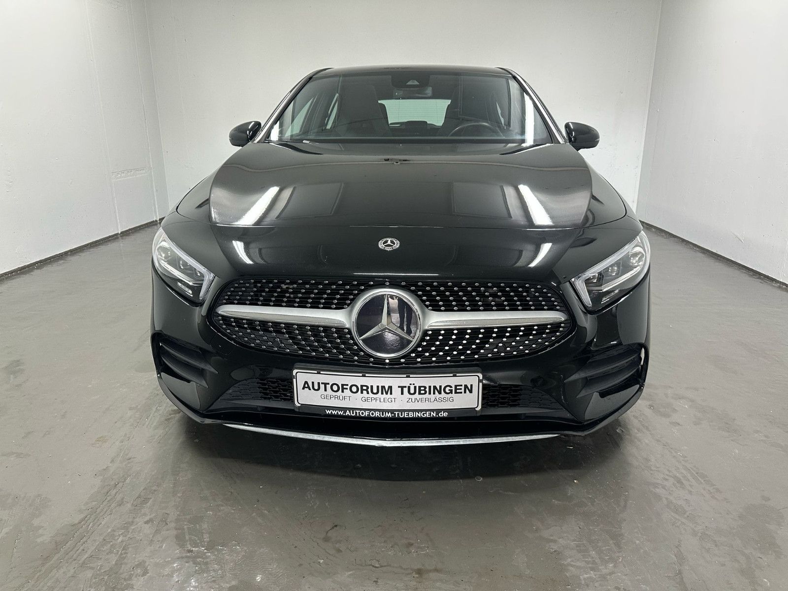 Fahrzeugabbildung Mercedes-Benz A 250 4MATIC AMG*KAMERA*PANO*SPUR*SH*TEMPO*19"