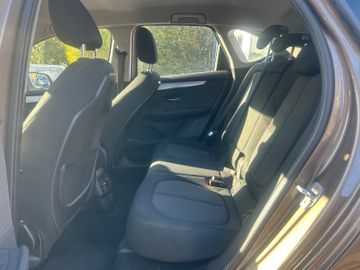 BMW 218 - 9