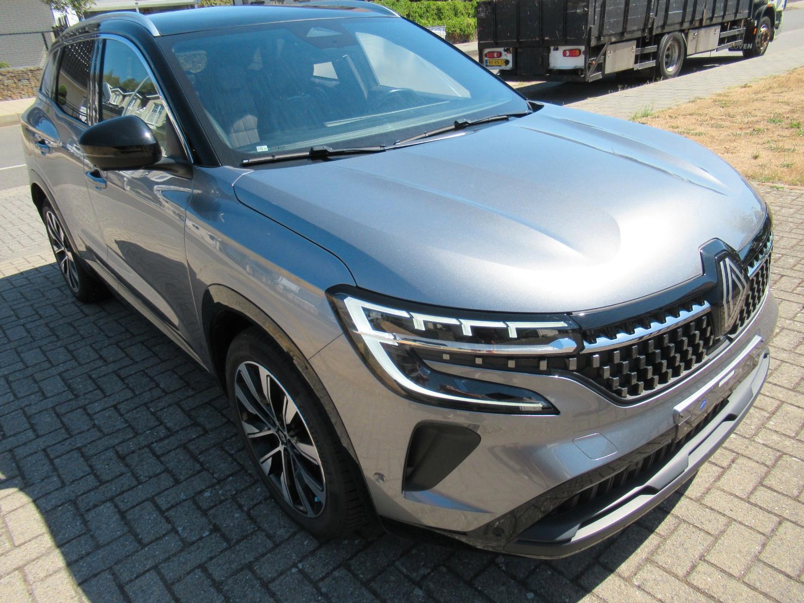 Renault Austral 1.2T 130 MildHybrid Navi Pano TLeder Cam