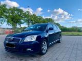 Toyota Avensis T25 2.0 Diesel TUV 09.27 - Toyota Avensis aus 2004 mit Diesel-Antrieb