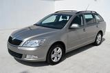 Skoda Octavia Combi 1.4TSI 90KW Ambiente 5/2010 - Skoda Octavia: 1.9