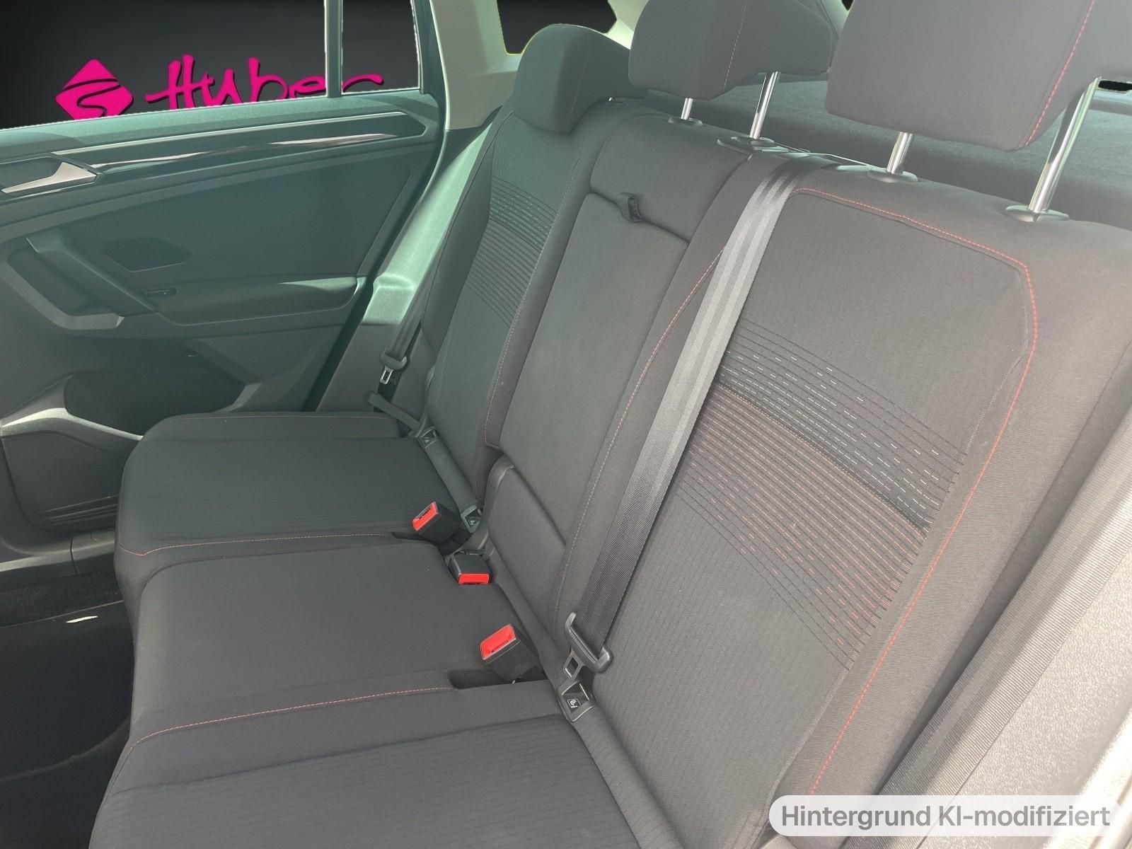 Volkswagen Tiguan SOUND 150 PS ( * AHK * SITZHEIZUNG * )