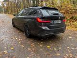 BMW M340i xDrive Touring Auto - - schwarze BMW M340i