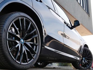 Bild 7 BMW X5 xDr.45e M-Sport,PA+,HUD,Laser,Belüft+Mas.22"
