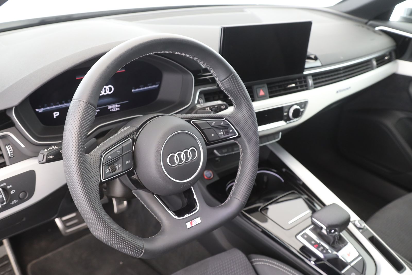 Audi S4 - Bild 14