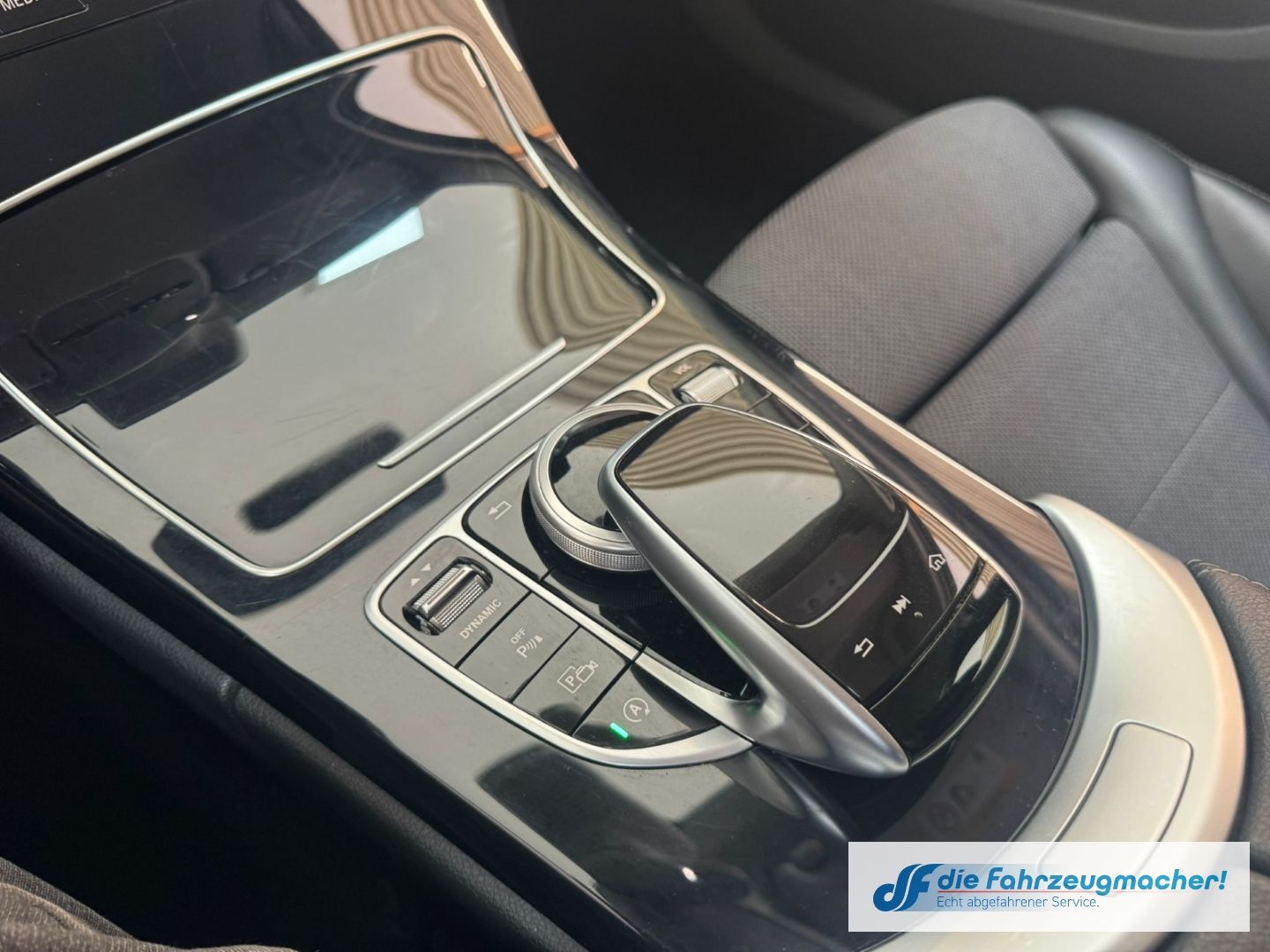 Fahrzeugabbildung Mercedes-Benz C 180 T AVANTGARDE LED Kurven Ambiente El. Heck