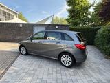 Mercedes-Benz B 180 Sports Tourer in sehr gutem Zustand - Mercedes-Benz B-Klasse Gebrauchtwagen in Duisburg