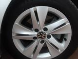 Volkswagen Golf VIII Variant Life 1.5 eTSI DSG mit AHK - : V mit