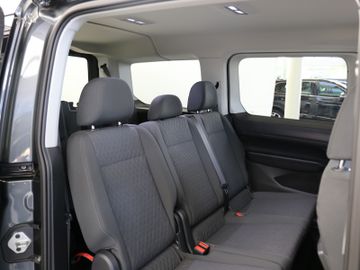 Volkswagen Caddy Maxi LIFE 2.0TDI NAVI KAMERA PDC AHK 7SITZ
