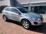 Volvo XC 60 XC60 Momentum AWD/Sitzhz/Tempomat/Bi Xenon - Volvo Gebrauchtwagen in Halle