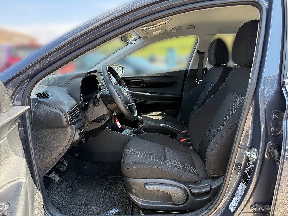 Fahrzeugabbildung Hyundai i20 1.2 SELECT FUNKT-P GARANTIE-4/28 KLIMA+PDC++