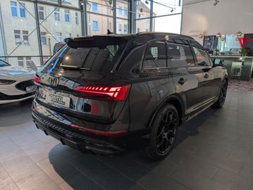 Audi Q7 50 TDI quattro S line