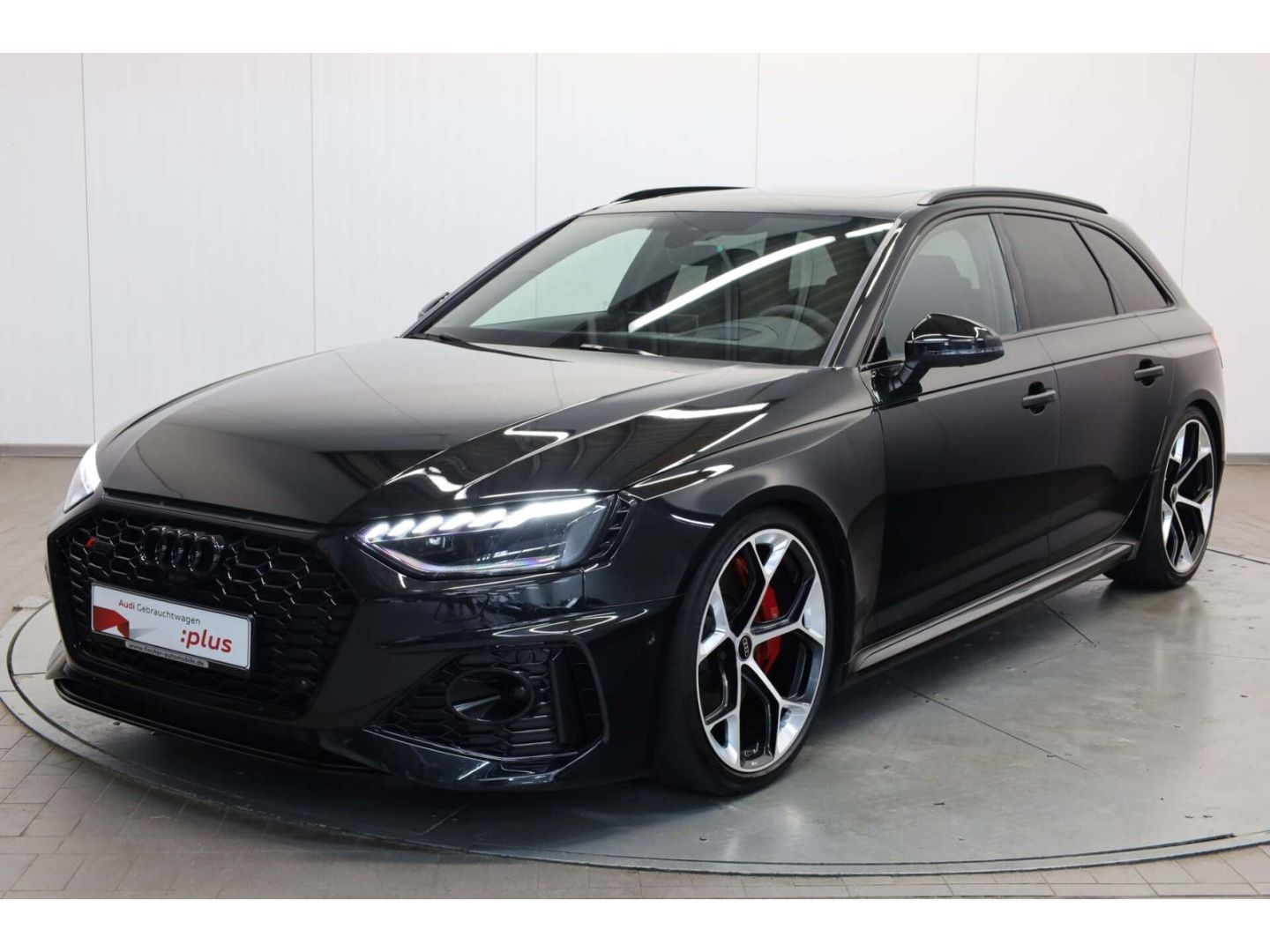 Audi RS4 Avant TFSI quattro RS Competition plus foto 2