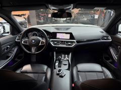BMW 330i Sport Line*LED*360*HIFI*ACC*WINTERPAKET*TOP