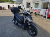 Honda SH125i 2. Hand mit Hoher Scheibe und Top-Case - HONDA 125I