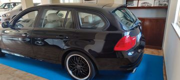 BMW 320 - 5