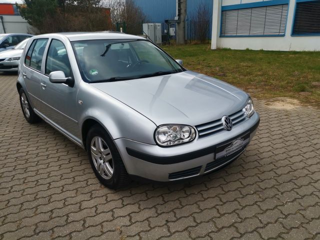 Volkswagen Golf 2.0 Automatik TÜV AHK