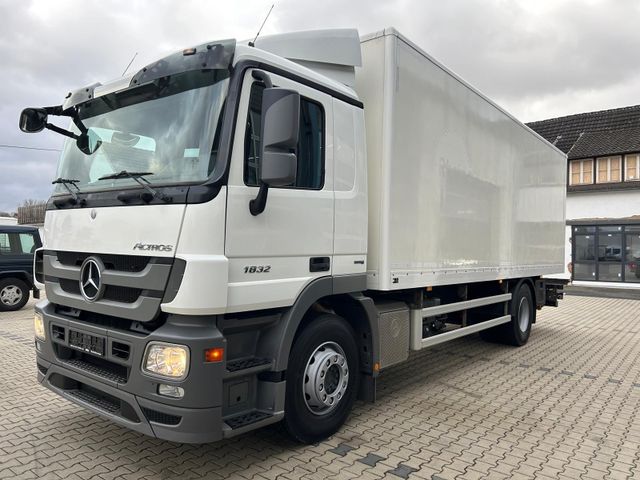 Mercedes-Benz Actros 1832 L Koffer Bär Ladebordwand Euro 5