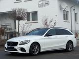 Mercedes-Benz C220d**AMG-LINE**8-FACH AMG**GARANTIE*AHK*CarPla - gebrauchte Mercedes-Benz C 220 aus dem Jahr 2019