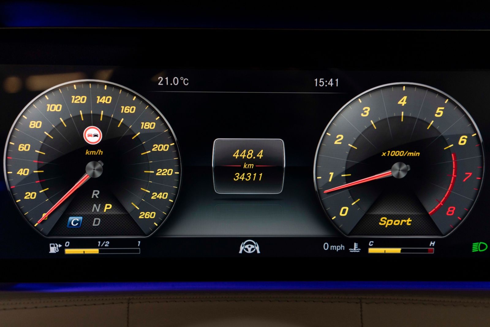 Fahrzeugabbildung Mercedes-Benz S 560 Cabriolet BURMESTER HUD 360° ACC LUFT TOTW
