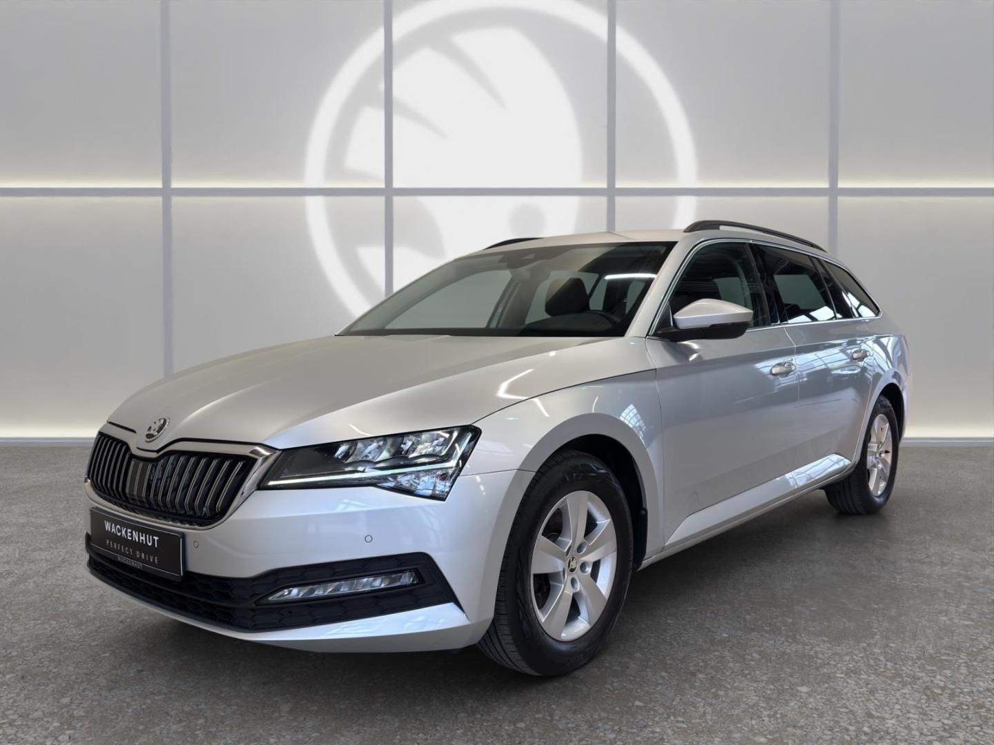 Skoda Superb Combi AMBITION 2.0l TDI ACC+DSG+PDC+AMUND