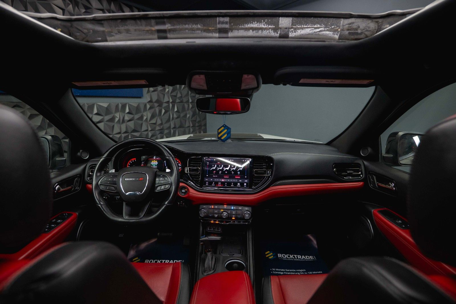 Fahrzeugabbildung Dodge Durango 5.7 V8 R/T 4x4 Night-Paket Modell 22 LED