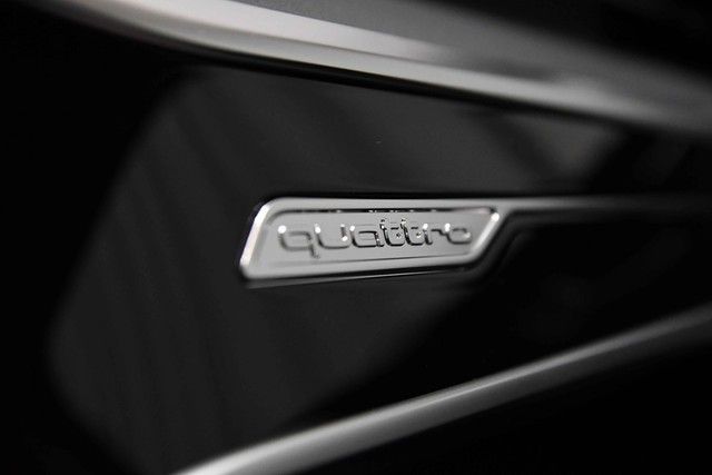 Fahrzeugabbildung Audi A6 allroad 40TDI quattro AHK StdHz Navi elekHeck