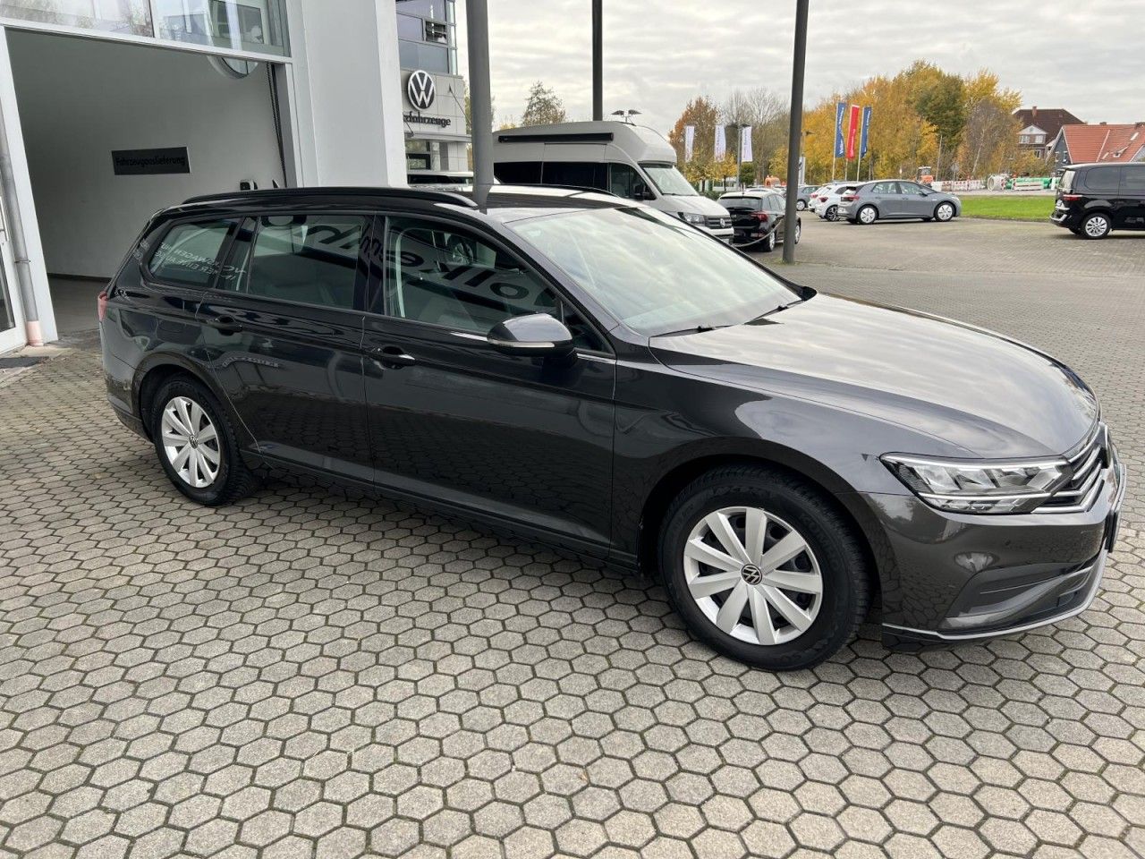 Volkswagen Passat Variant - Bild 2