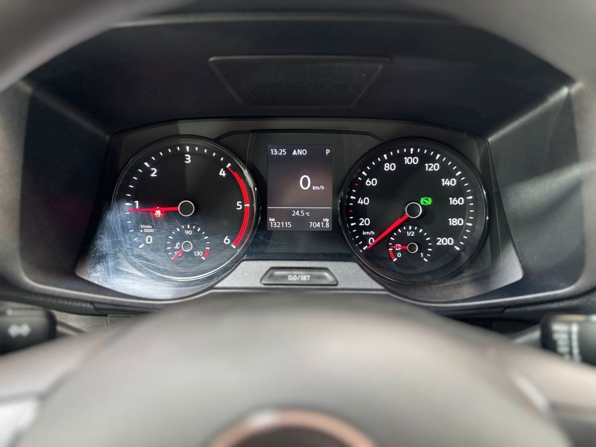 Fahrzeugabbildung Volkswagen CrafterKasten 30 mittel #AHK#Klima#Kamera#St.Hz