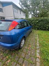 Ford Focus 1.6 Weniger km - gebrauchte Ford Focus aus dem Jahr 2000