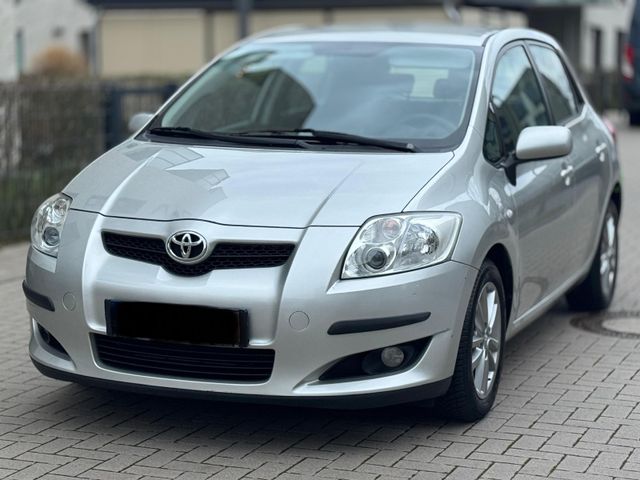 Toyota Auris 1,6-l-Valvematic Sol