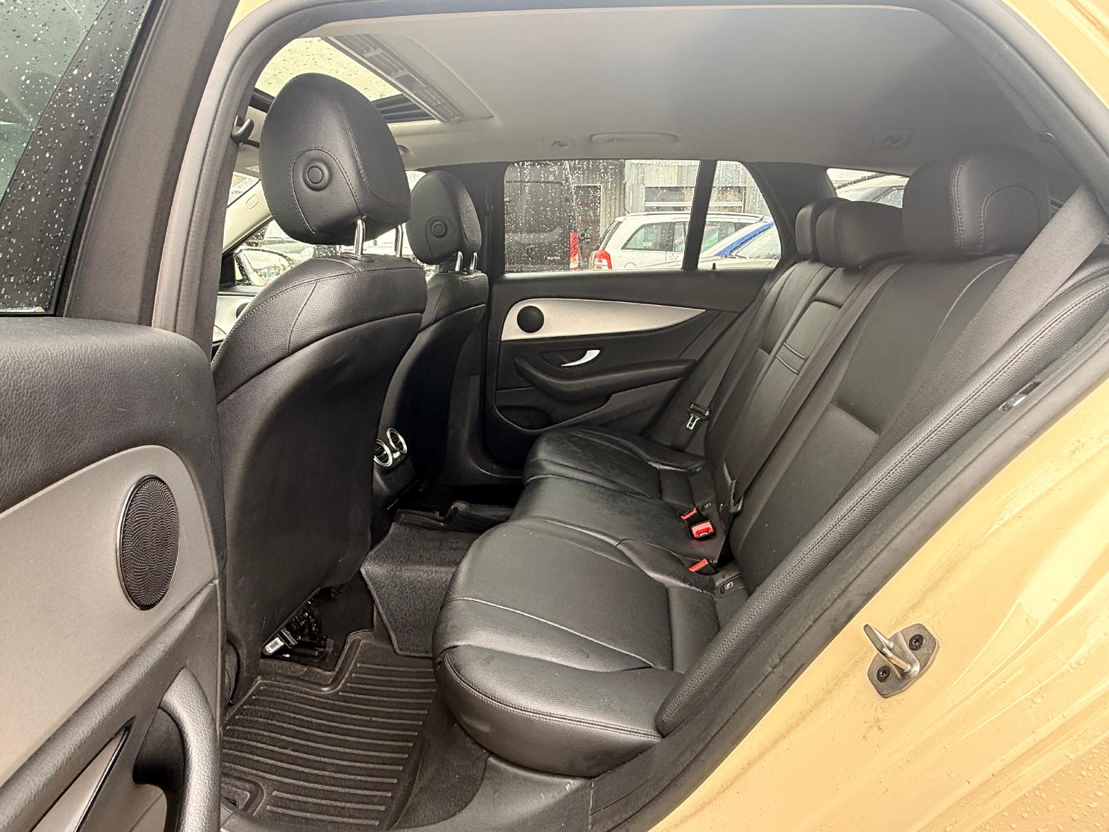 Mercedes-Benz E 220 E T-Modell    Vollfahrbereit