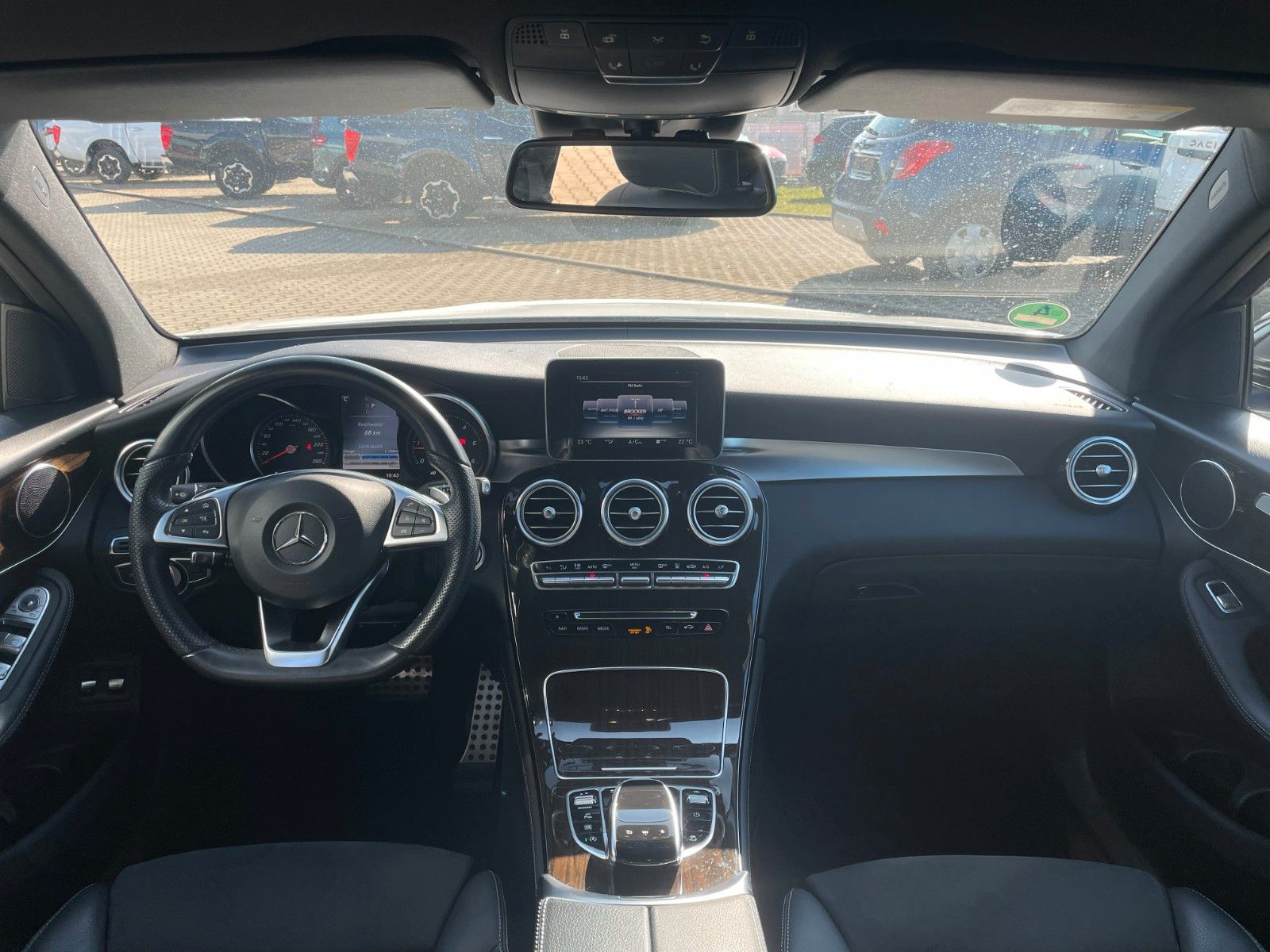 Fahrzeugabbildung Mercedes-Benz GLC 250 GLC GLC 250 d 4Matic AMG-Line