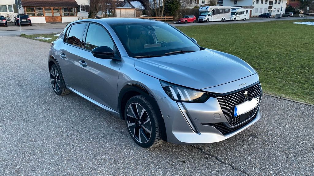 Image of Peugeot e-208