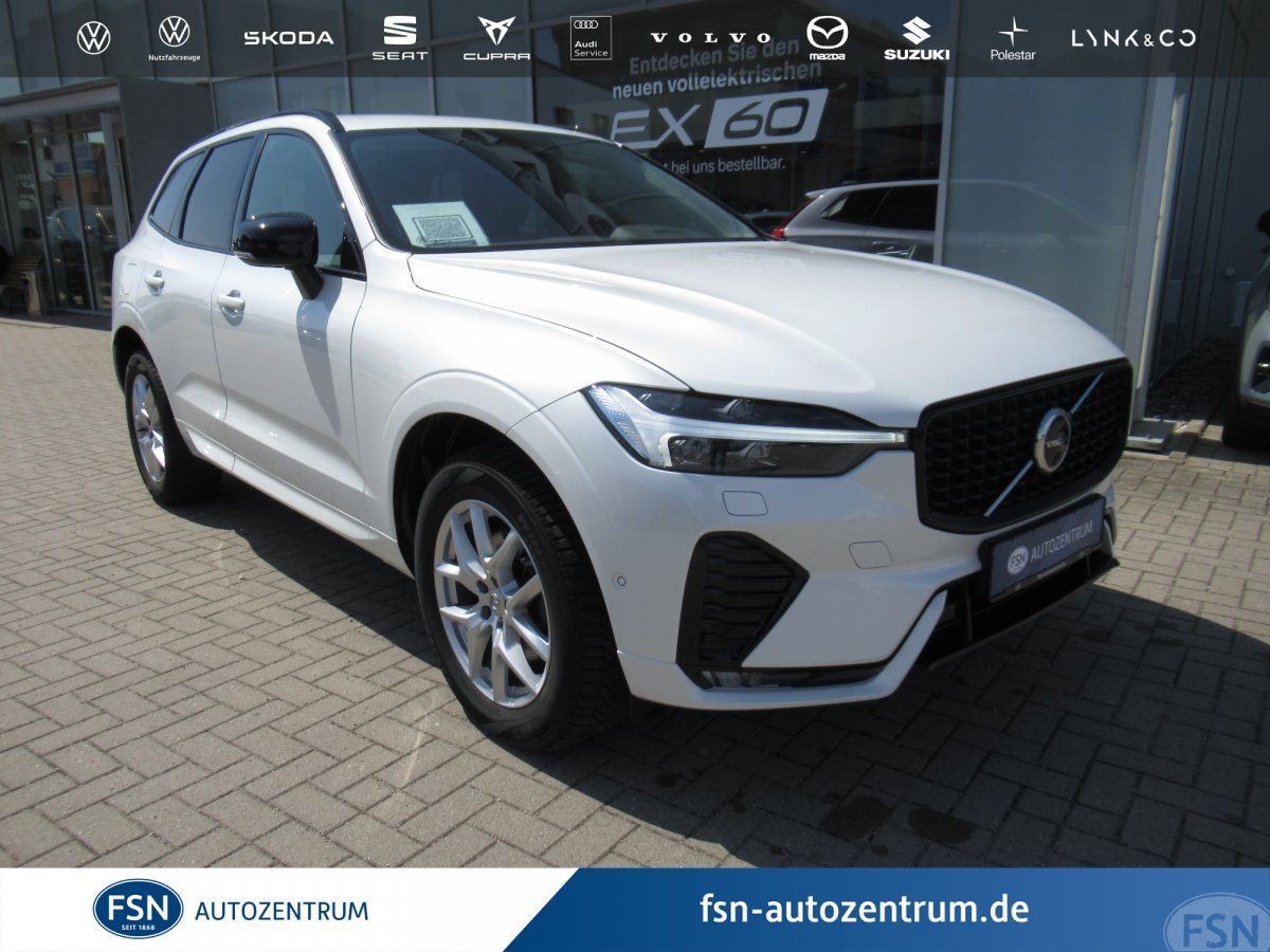 Volvo XC60 B5 AWD Benzin Plus Dark Automatik