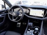 Volkswagen Touareg R 3.0 V6 TSI 4Motion eHybrid NAVI PANO A - VW Touareg Gebrauchtwagen in Bochum
