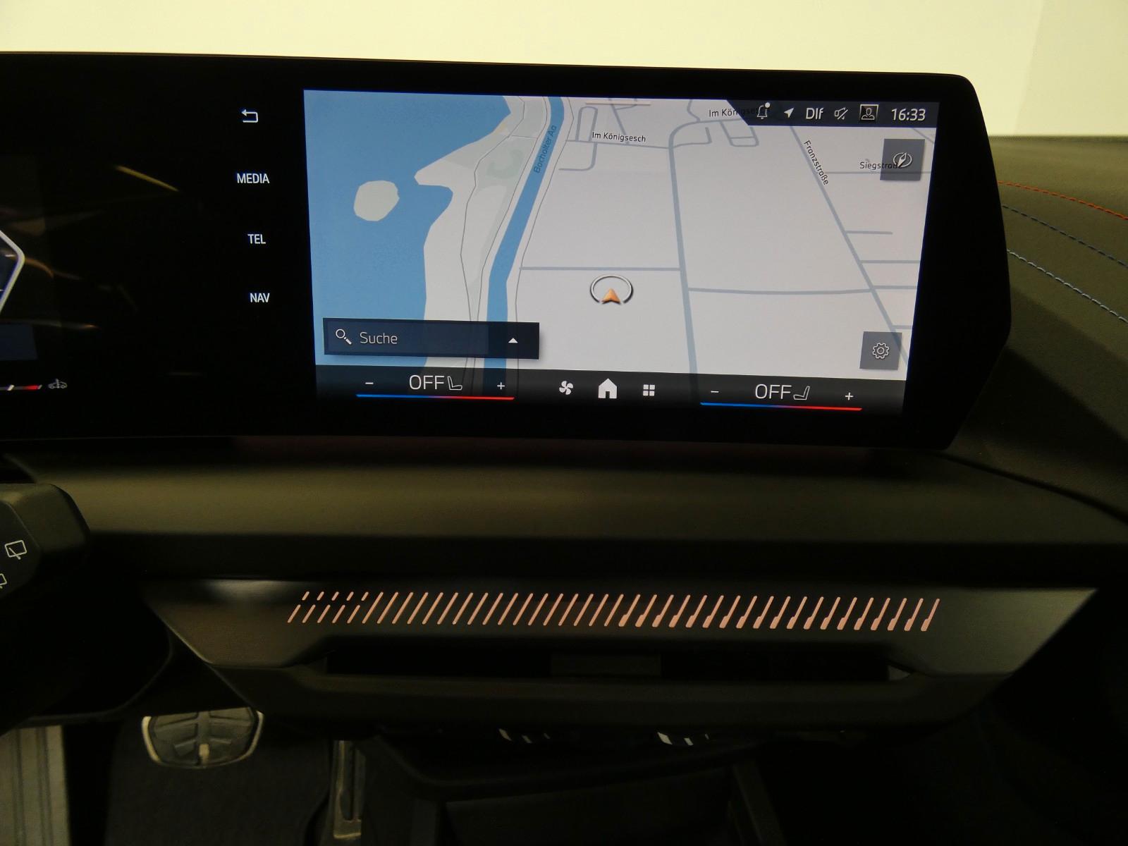 BMW 1 Series i M Sport *HUD*DAB*RFKamera*PDC*LM 18, миниатюра 23