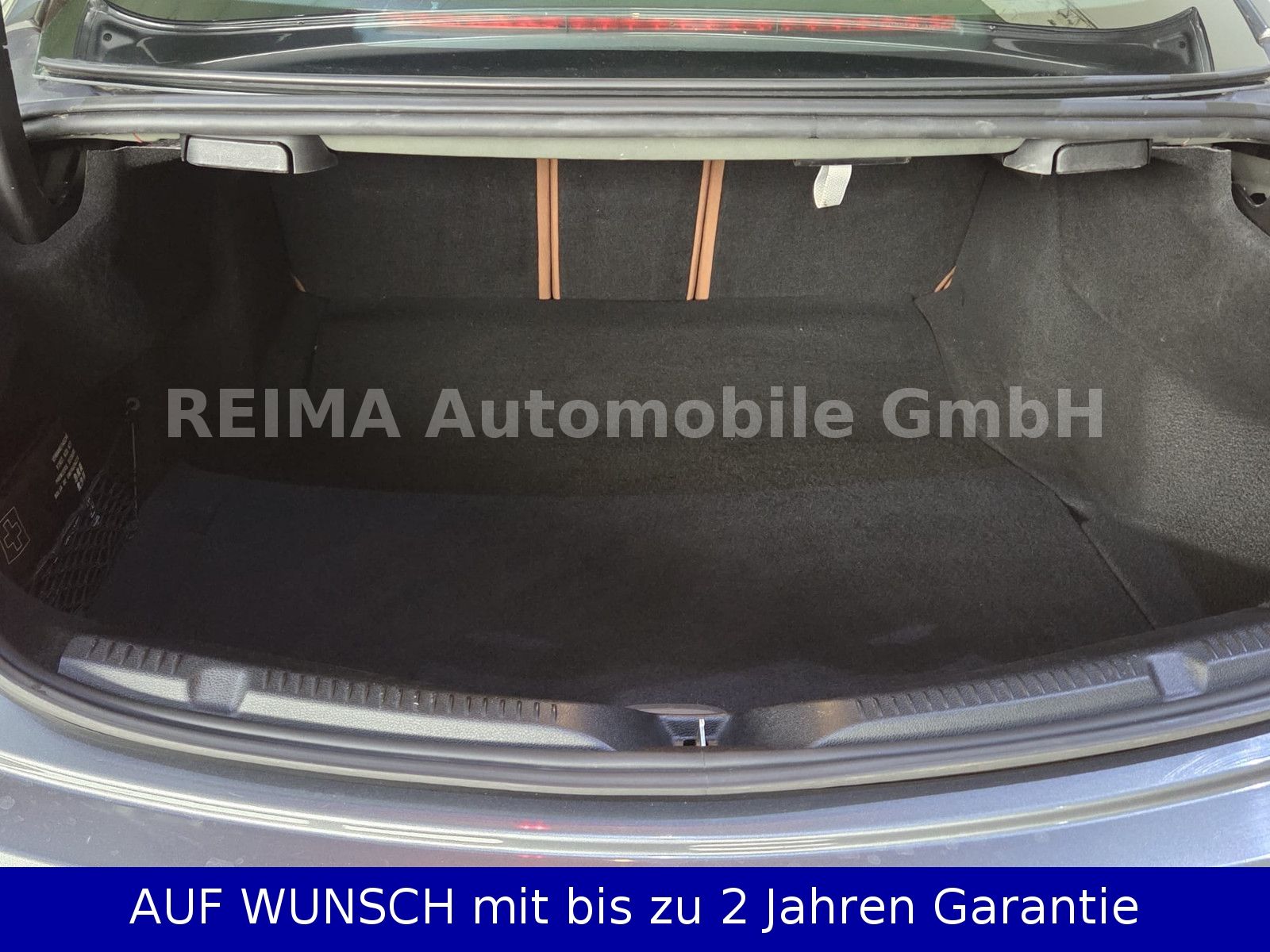 Fahrzeugabbildung Mercedes-Benz E 200 E Coupe AMG, LED, Leder, Assistentspaket
