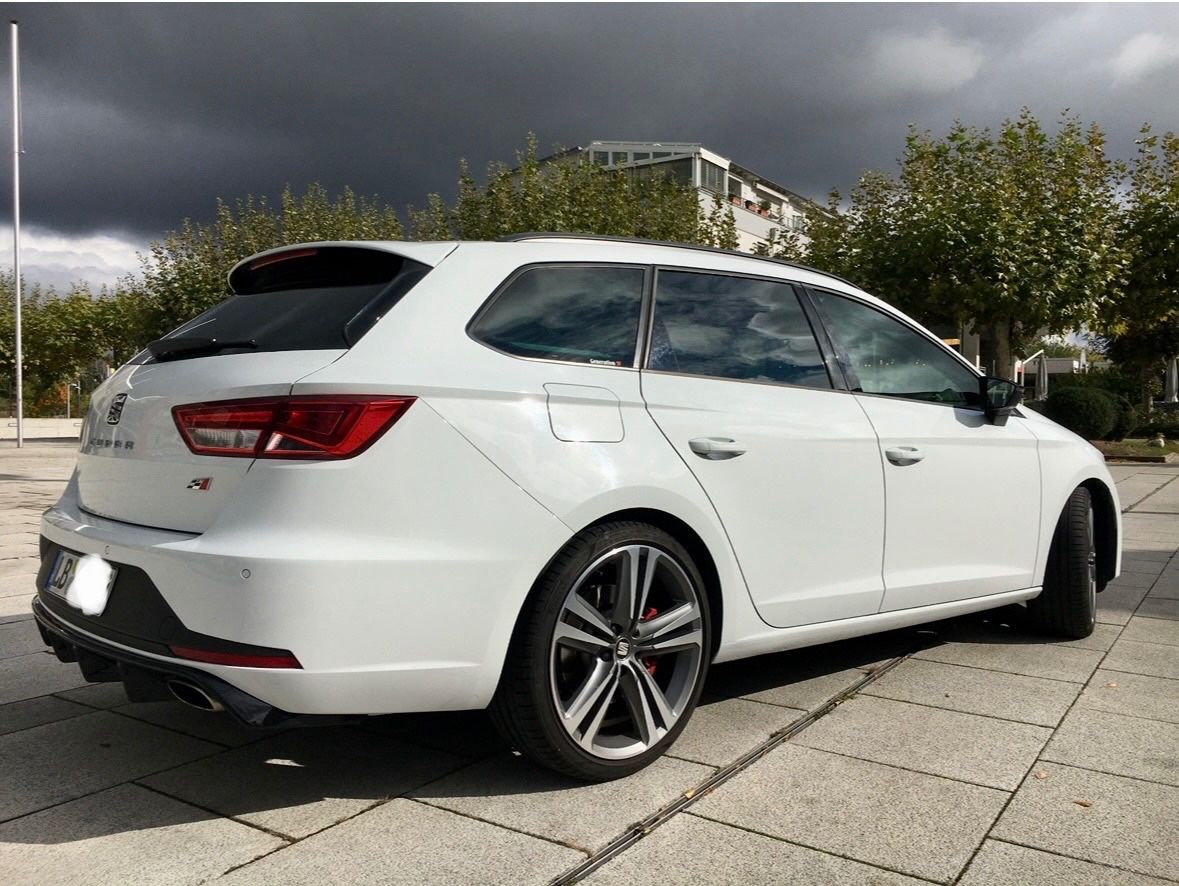 SEAT Leon 2.0 TSI Start&amp;Stop ST CUPRA 290 DSG CUP...