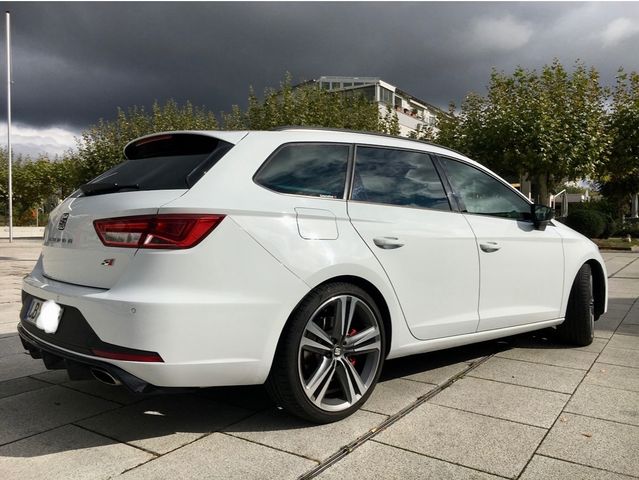 SEAT Leon 2.0 TSI Start&amp;Stop ST CUPRA 290 DSG CUP...